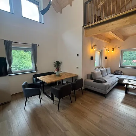 Schischo's Chalet *